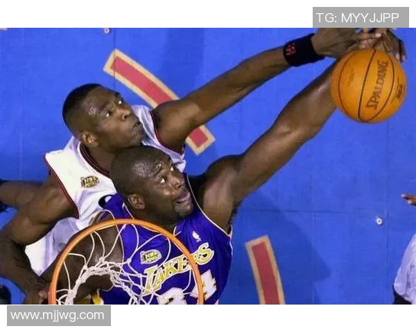 奥尼尔与穆托姆博对决数据分析揭示两位巨星的篮球风格差异