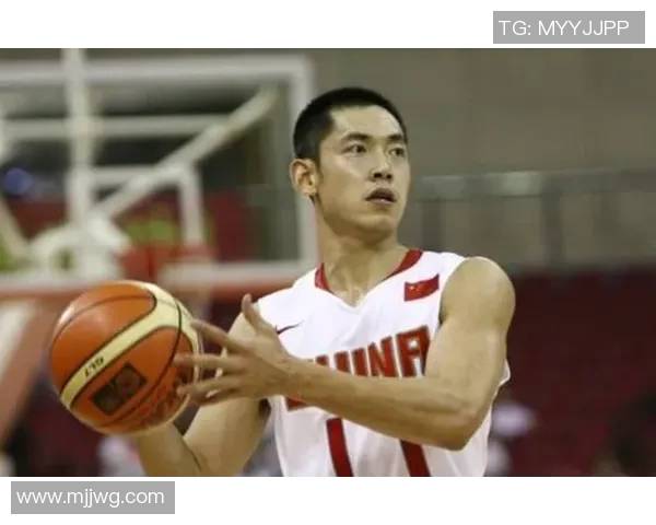 张庆鹏：从篮球场上的传奇到生活中的奋斗者，如何影响年轻一代的成长与梦想