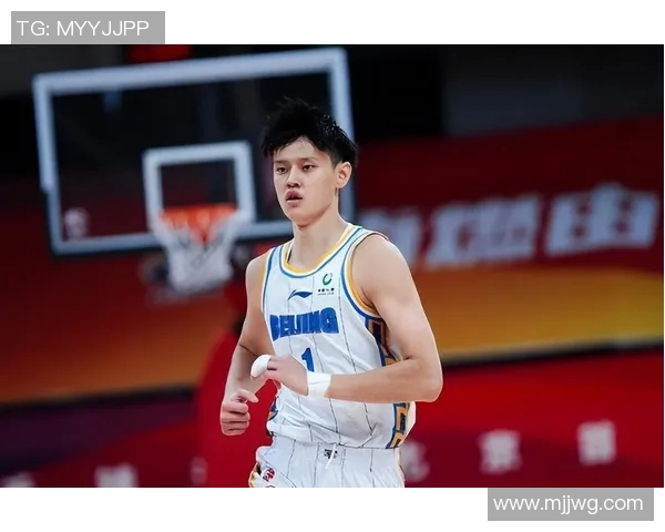 曾凡博：从青涩新星到篮球赛场的璀璨明珠的成长之路与未来展望