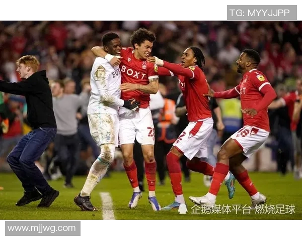 格勒诺与布雷斯的激烈对决谁能在赛场上笑到最后