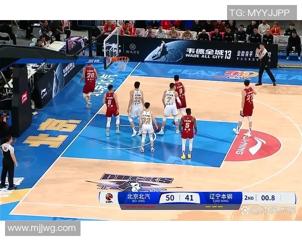 CBA直播精彩对决首钢队迎战辽宁队全力争胜展现篮球魅力