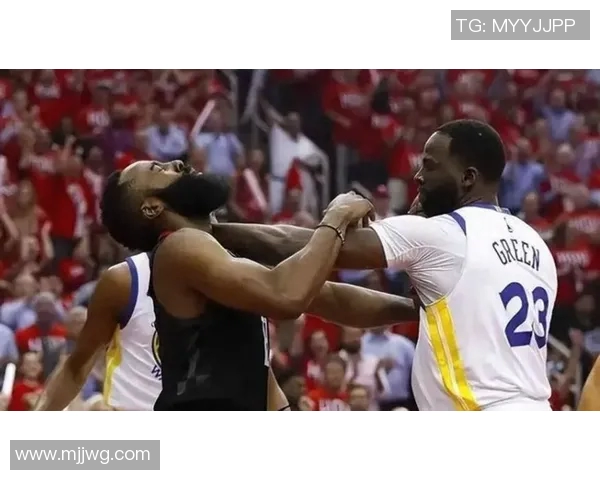 勇士与快船激战四月十九季后赛精彩对决引发球迷热议