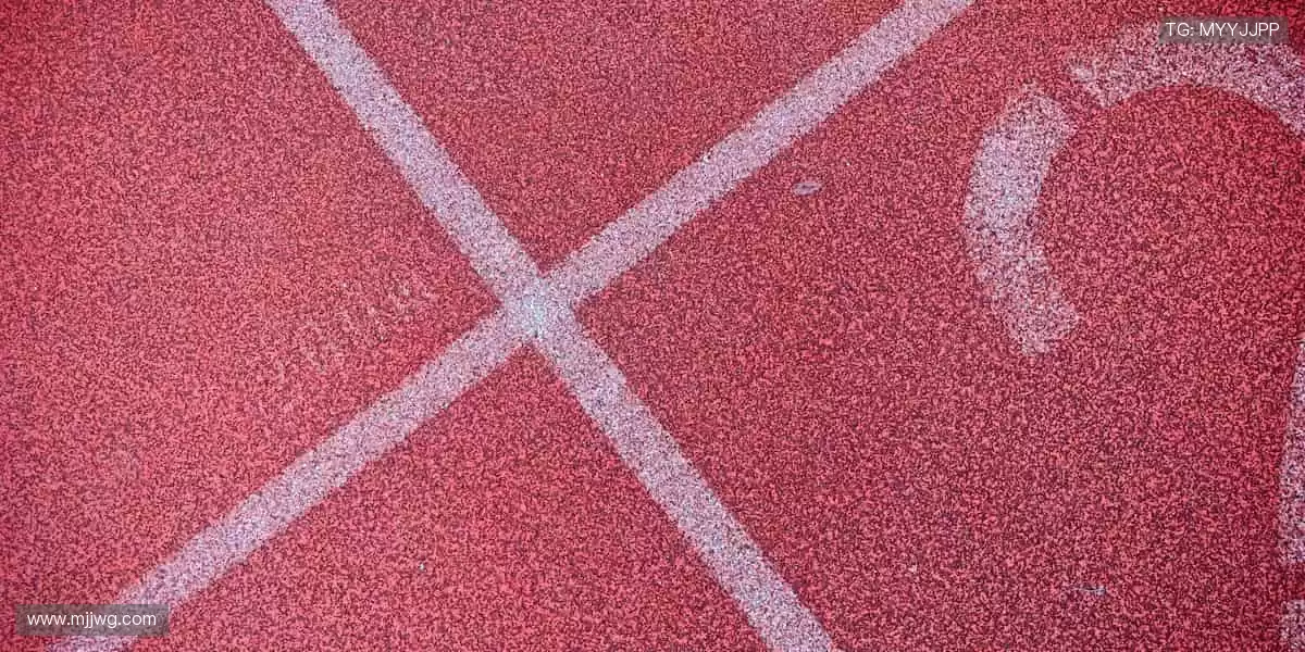 🎁 周边好物,把赛场带回家!